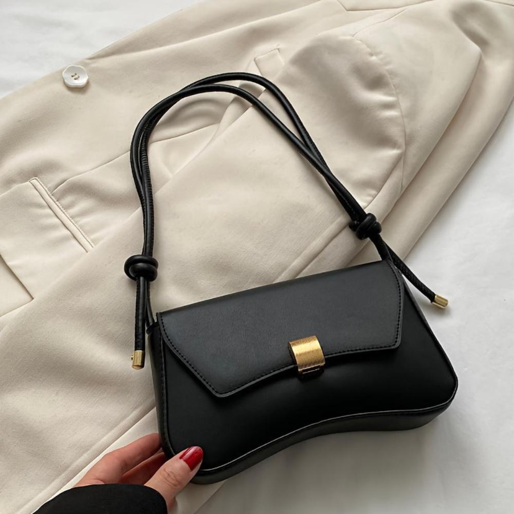Daphne | Retro-Inspired Shoulder Bag