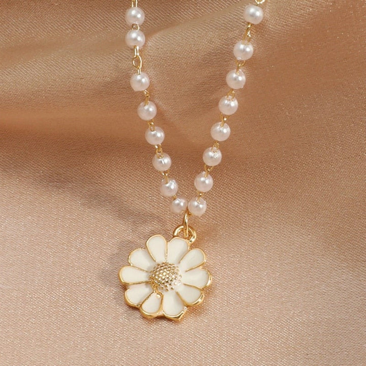 Pearl Daisy Pendant
