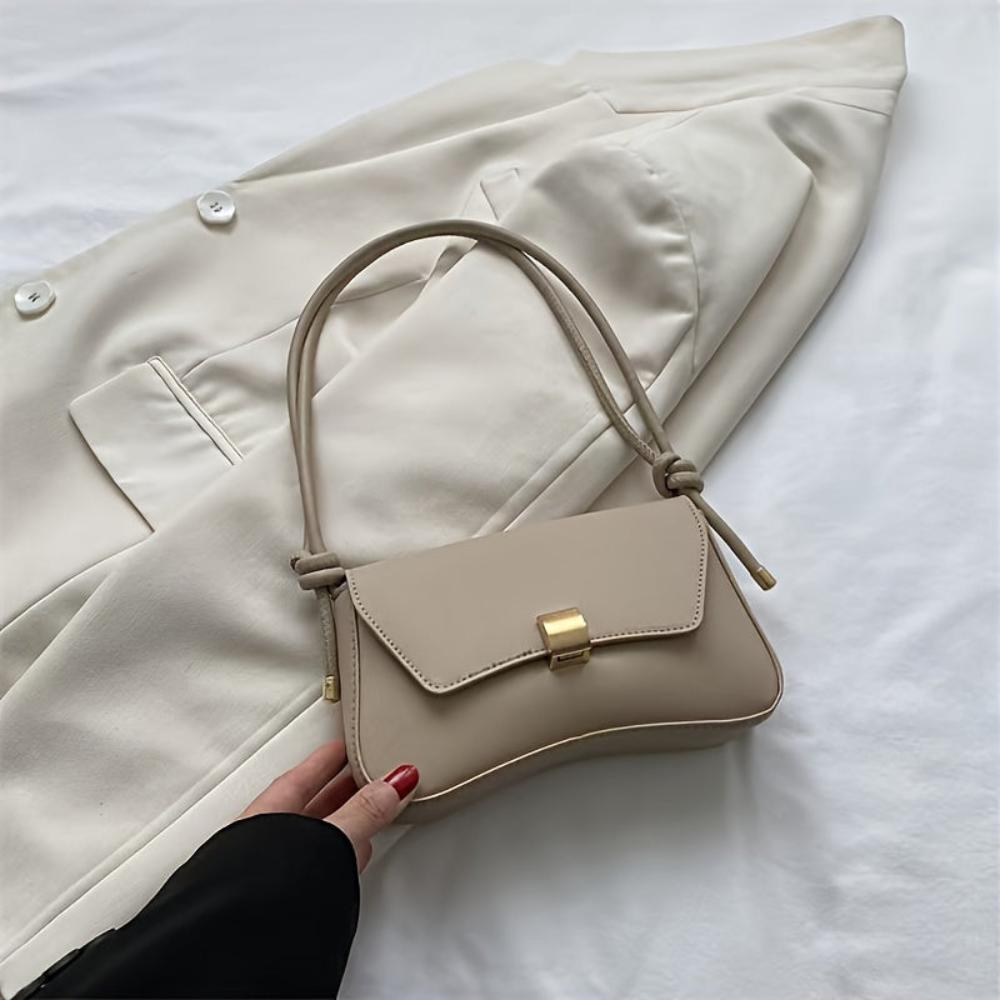 Daphne | Retro-Inspired Shoulder Bag